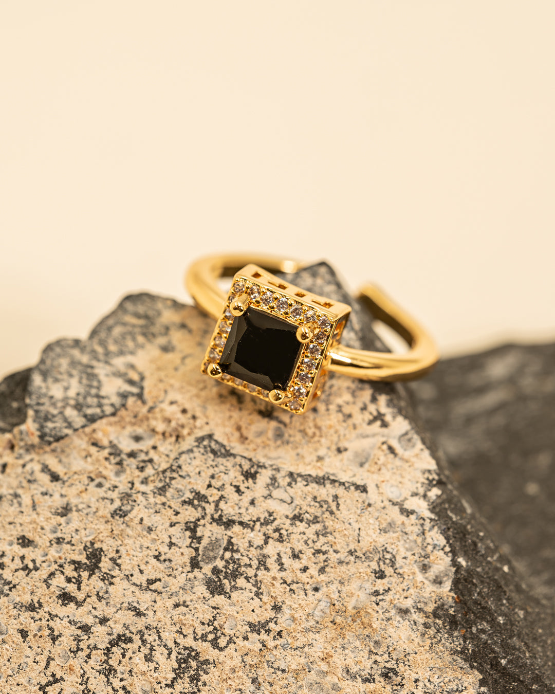 ANILLO BURGOS NEGRO